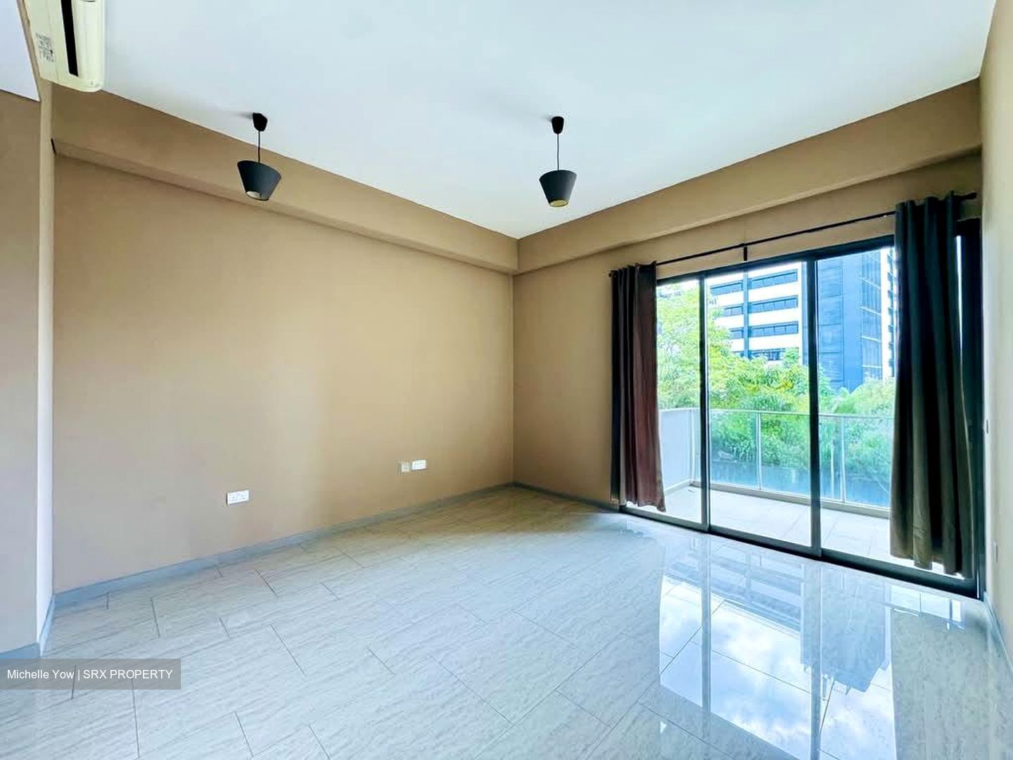 Stratum (D18), Condominium #587770601